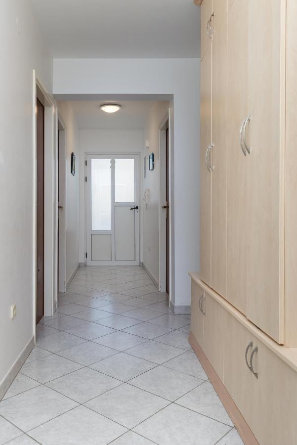 Apartments With A Parking Space Mimice, Omis - 2805 Exterior foto